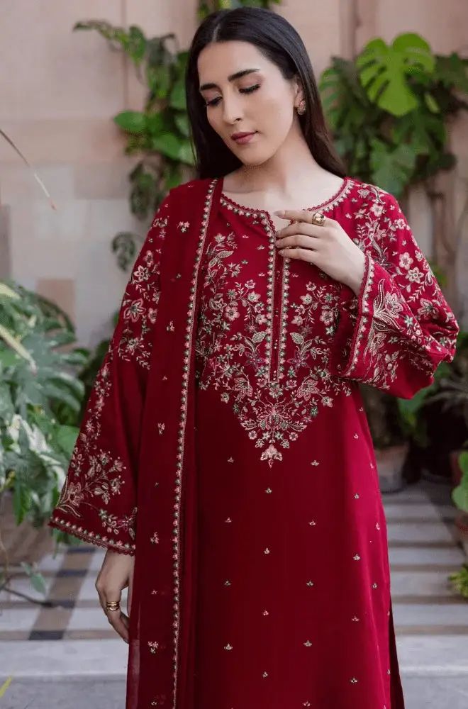 3 Pcs Women's Unstitched Embroidered Suit