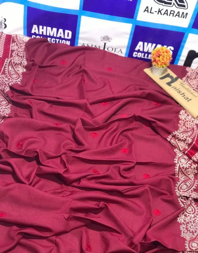 Maroon Swiss Lawn Shawl with White Paisley Border - Image 3