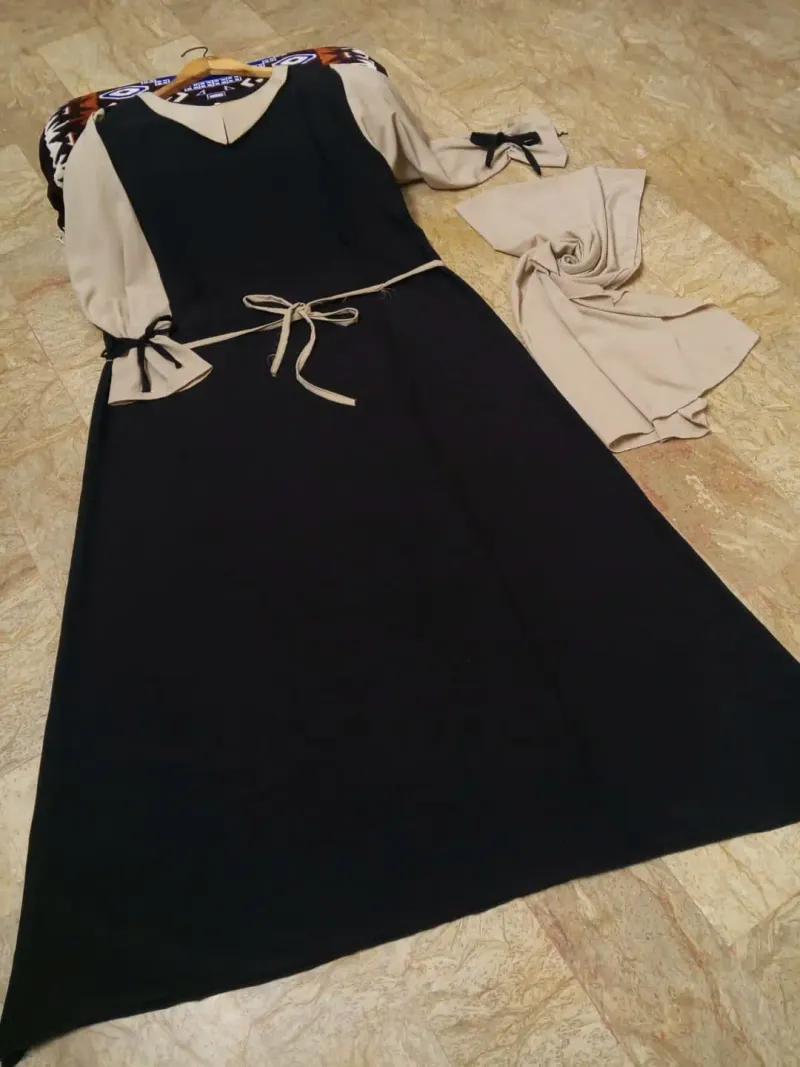 Abaya for Women with Belt & Stroller | Collar Abaya in Soft Wool Peach Fabric | Ready to Wear Abaya - Image 6