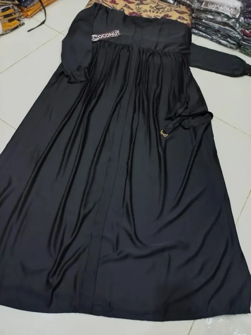 Black Georgette Full Abaya with Front Zip & Side Pockets - Image 5