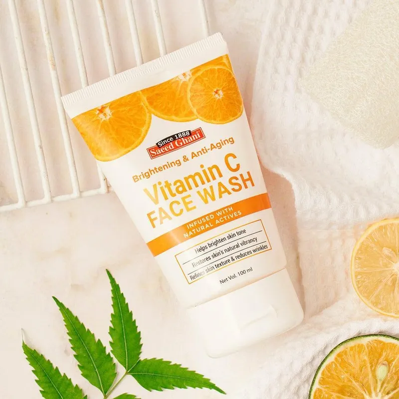 Vitamin C Face Wash 100ml Brightening Anti-Aging - Image 2