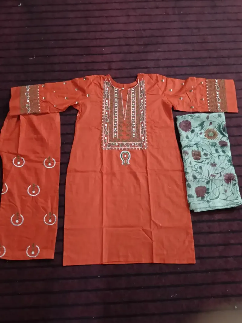 3 Pcs Women's Stitched Cotton Lawn Embroidered Suit - Image 9