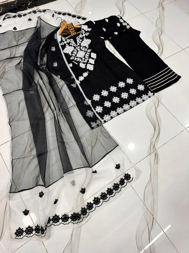 Black Embroidered 3Pcs Cotton Set with Organza Dupatta - Image 4
