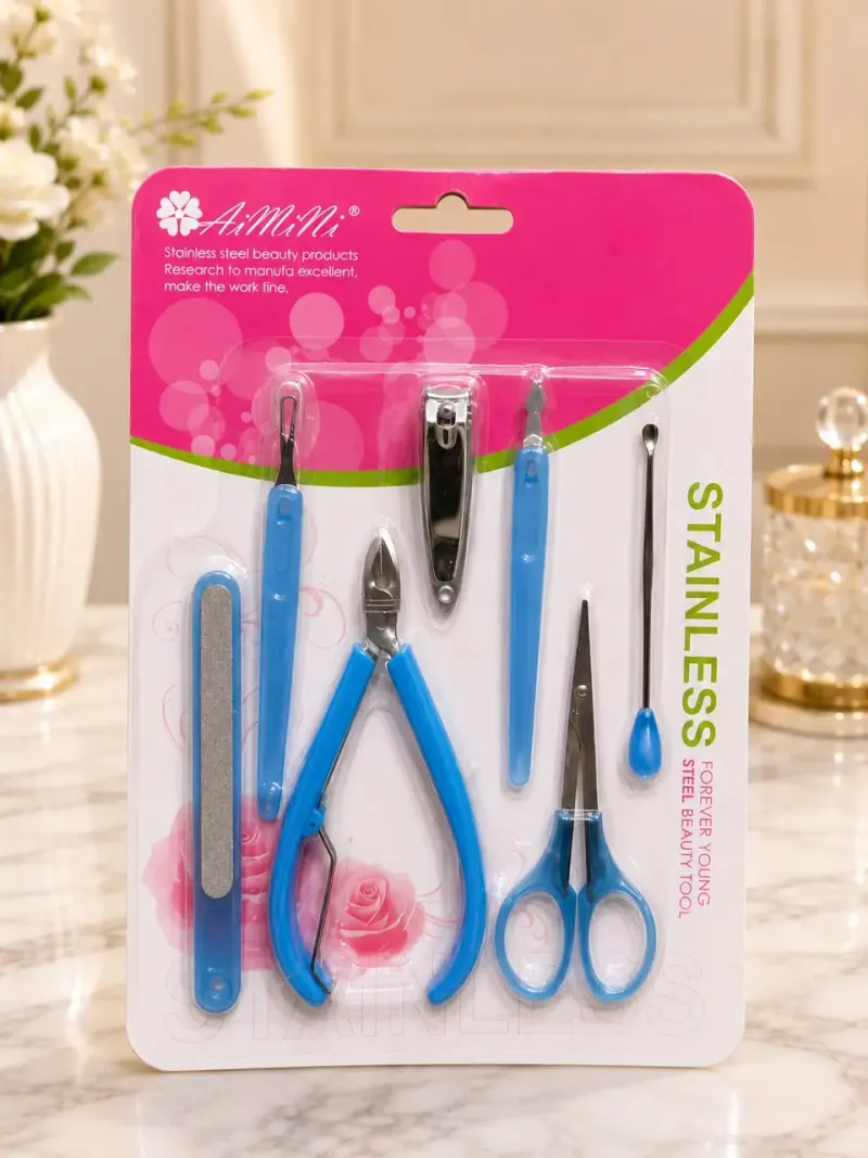 Non-Irritating Ingredients Mani Pedi Kit - Image 2