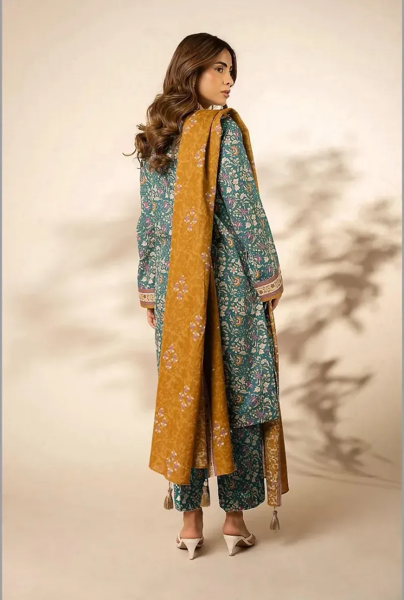 Stunning Printed Khaddar 3-Piece Suit Green - Image 2