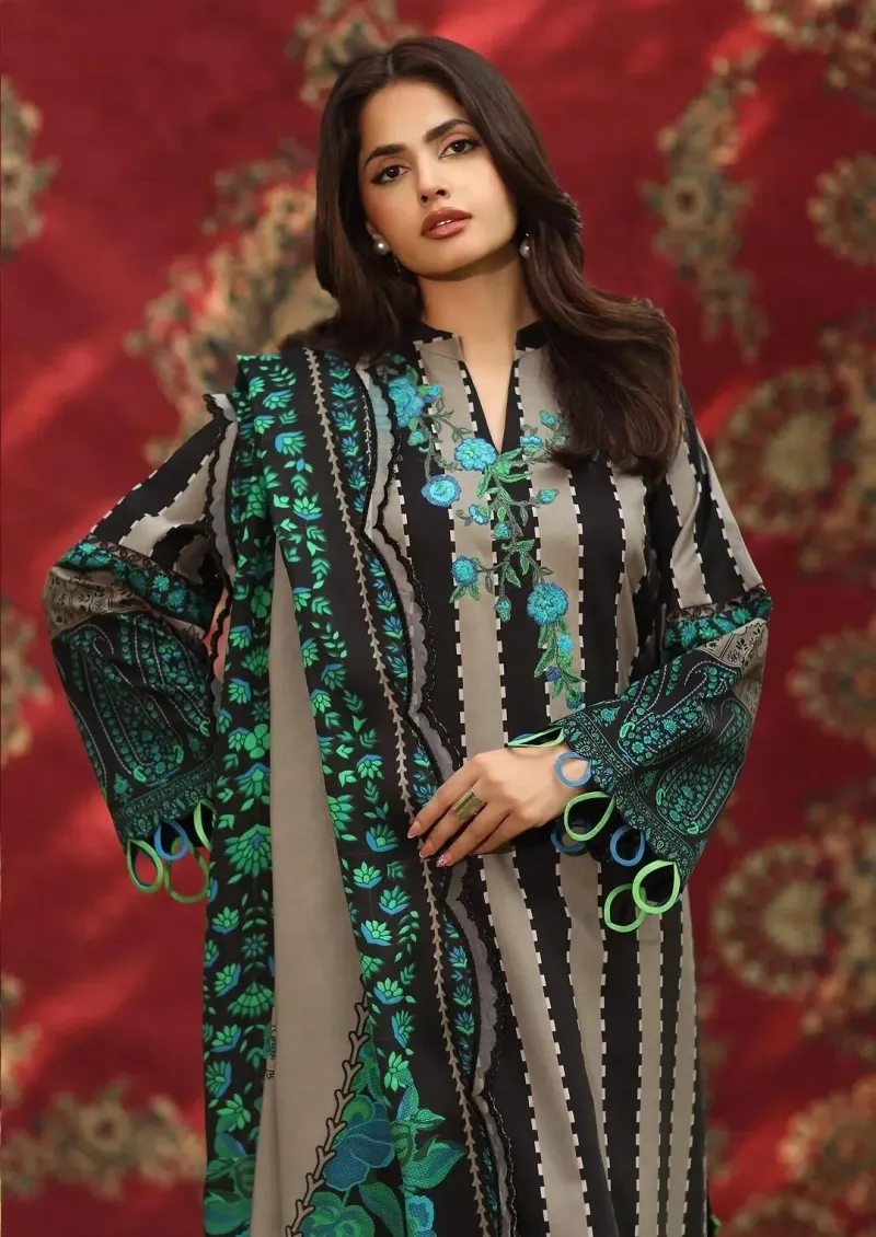 Pakistani Embroidered Kurti with Green & Beige Stripes