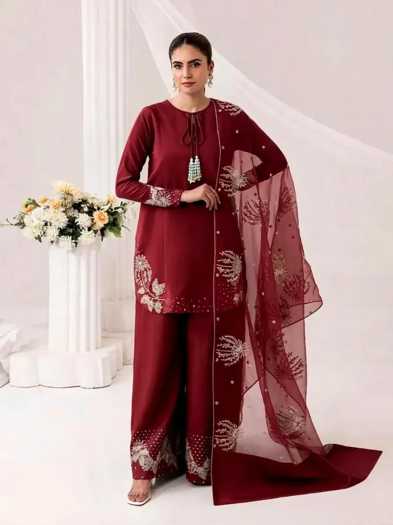 Silver Gold Sequence Embroidered 3Pcs Suit Set - Image 4